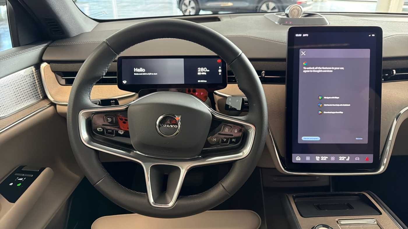 Volvo EX90