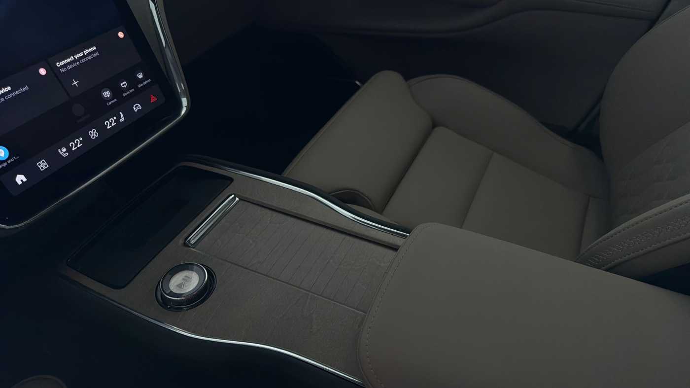 Volvo EX90
