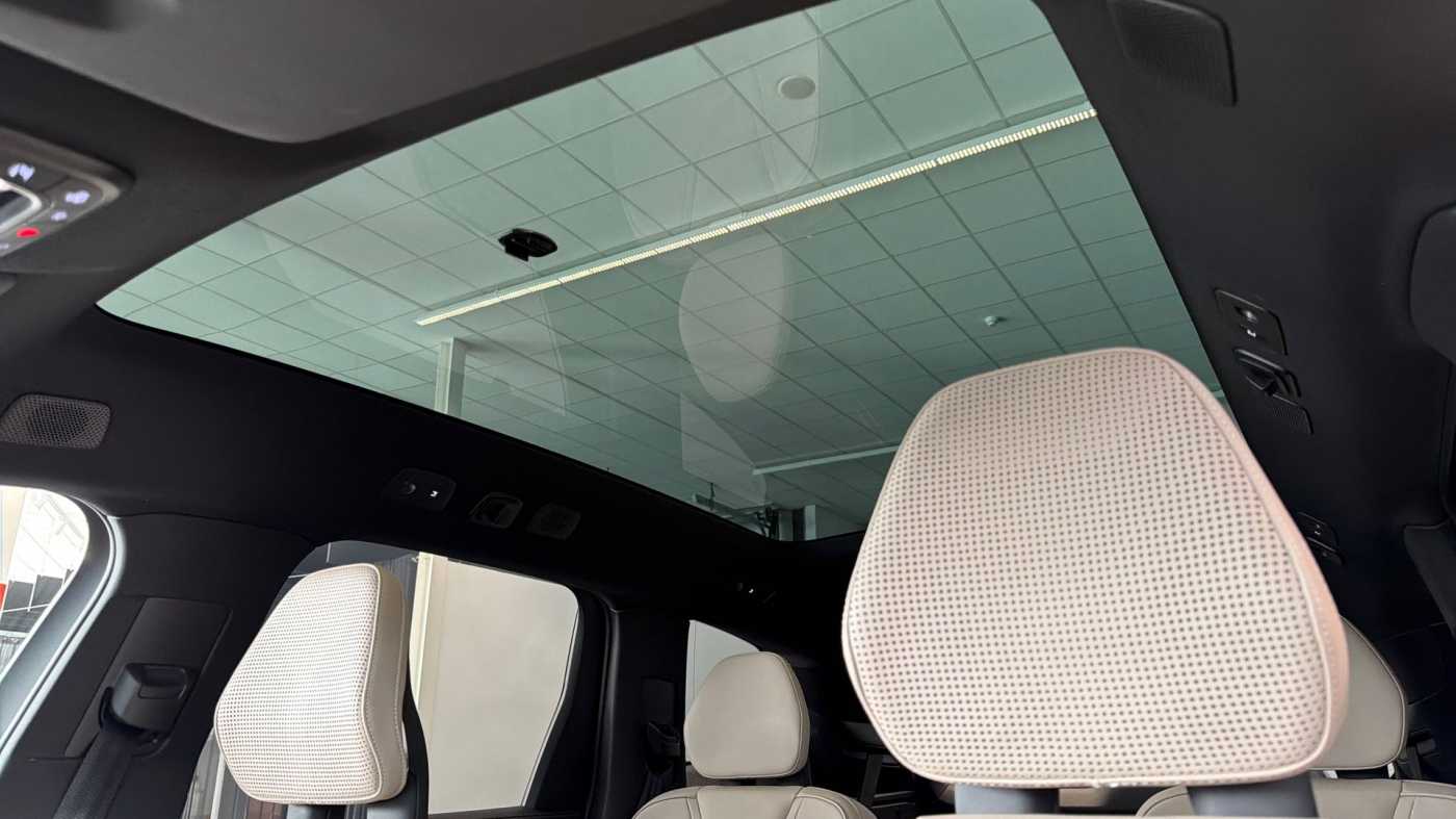 Volvo EX90