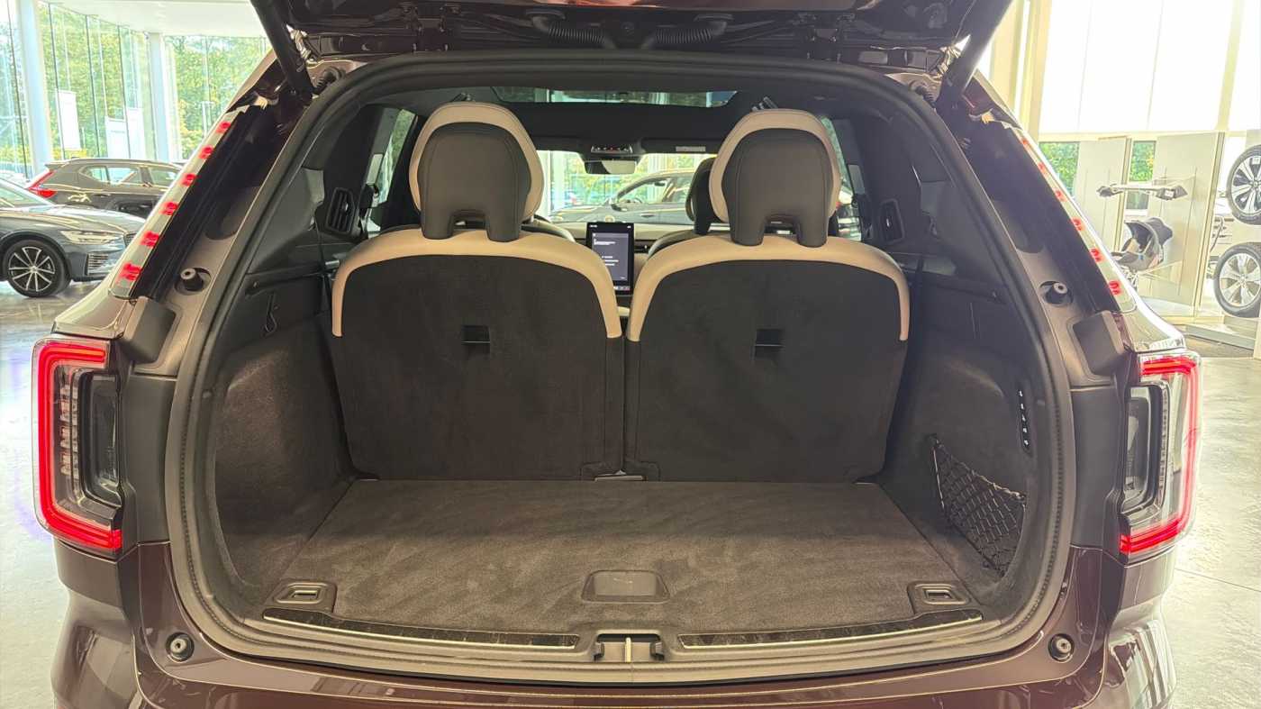 Volvo EX90