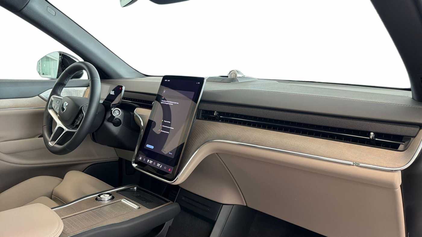 Volvo EX90