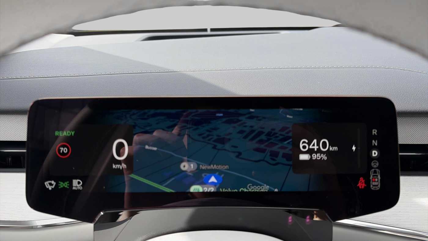 Volvo ES90