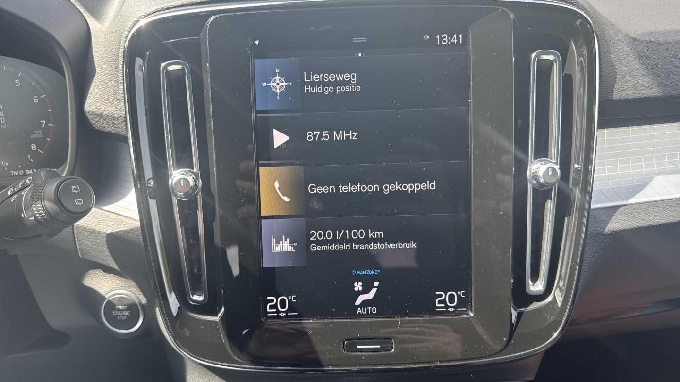 Volvo XC40