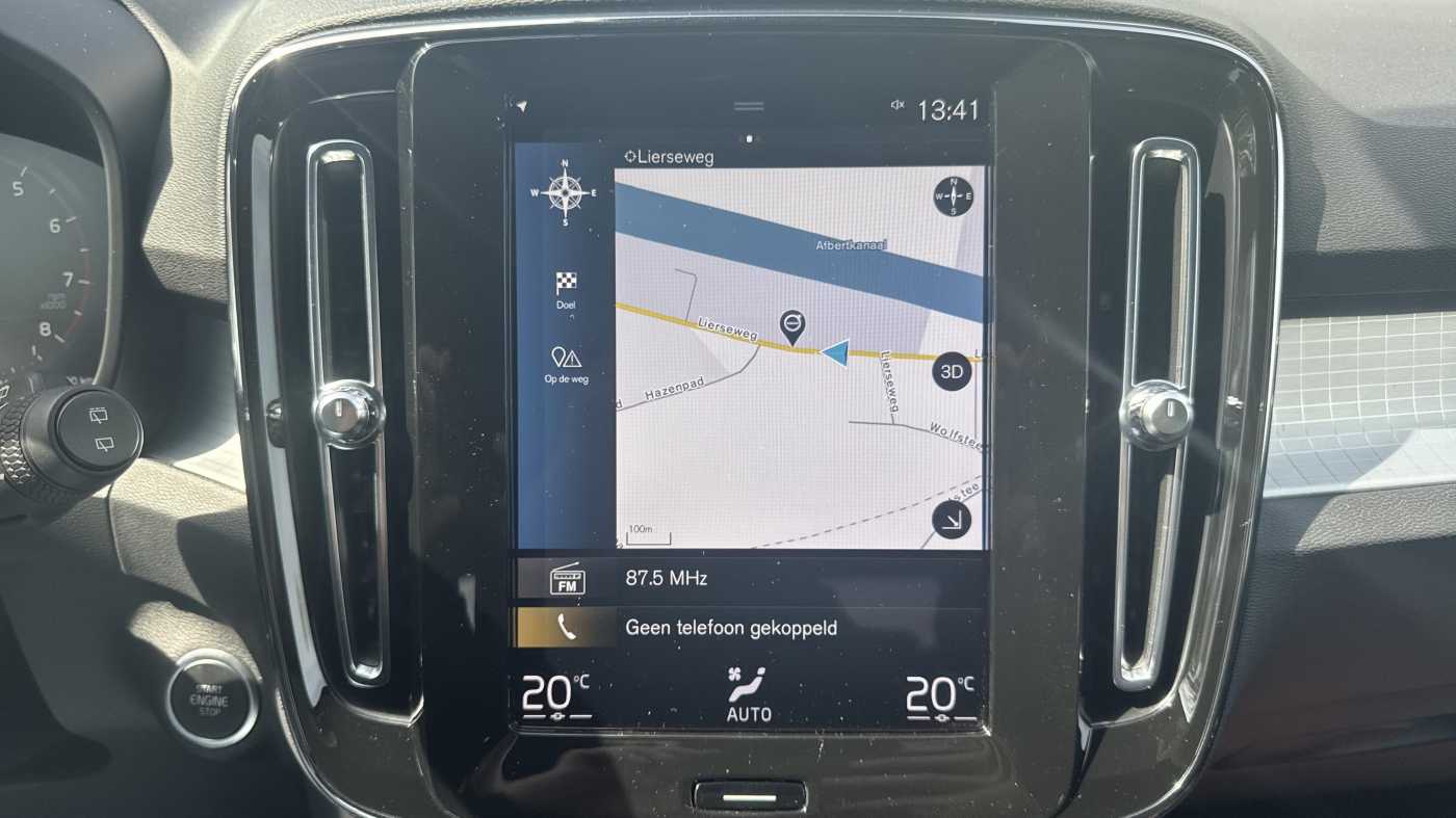 Volvo XC40