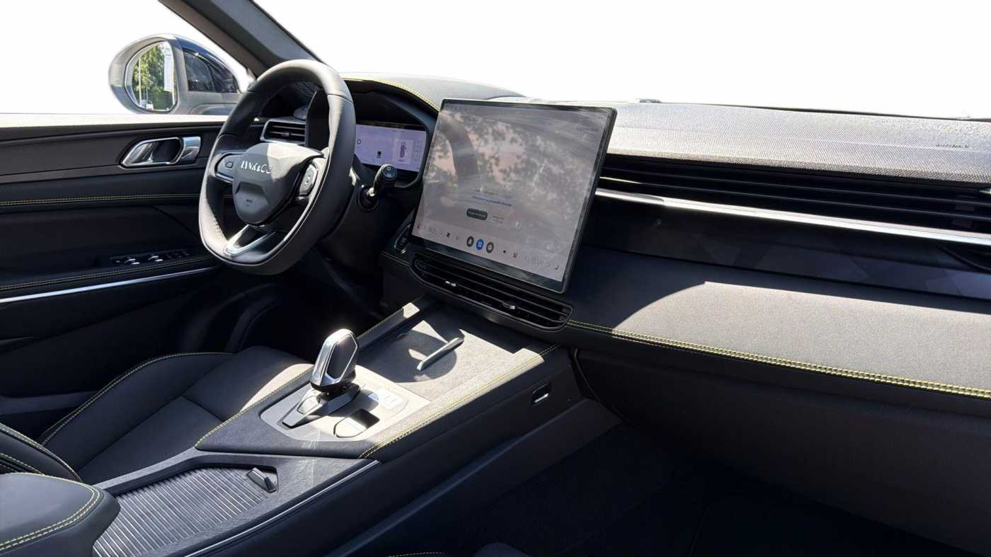 Lynk & Co 01 PHEV - 2025