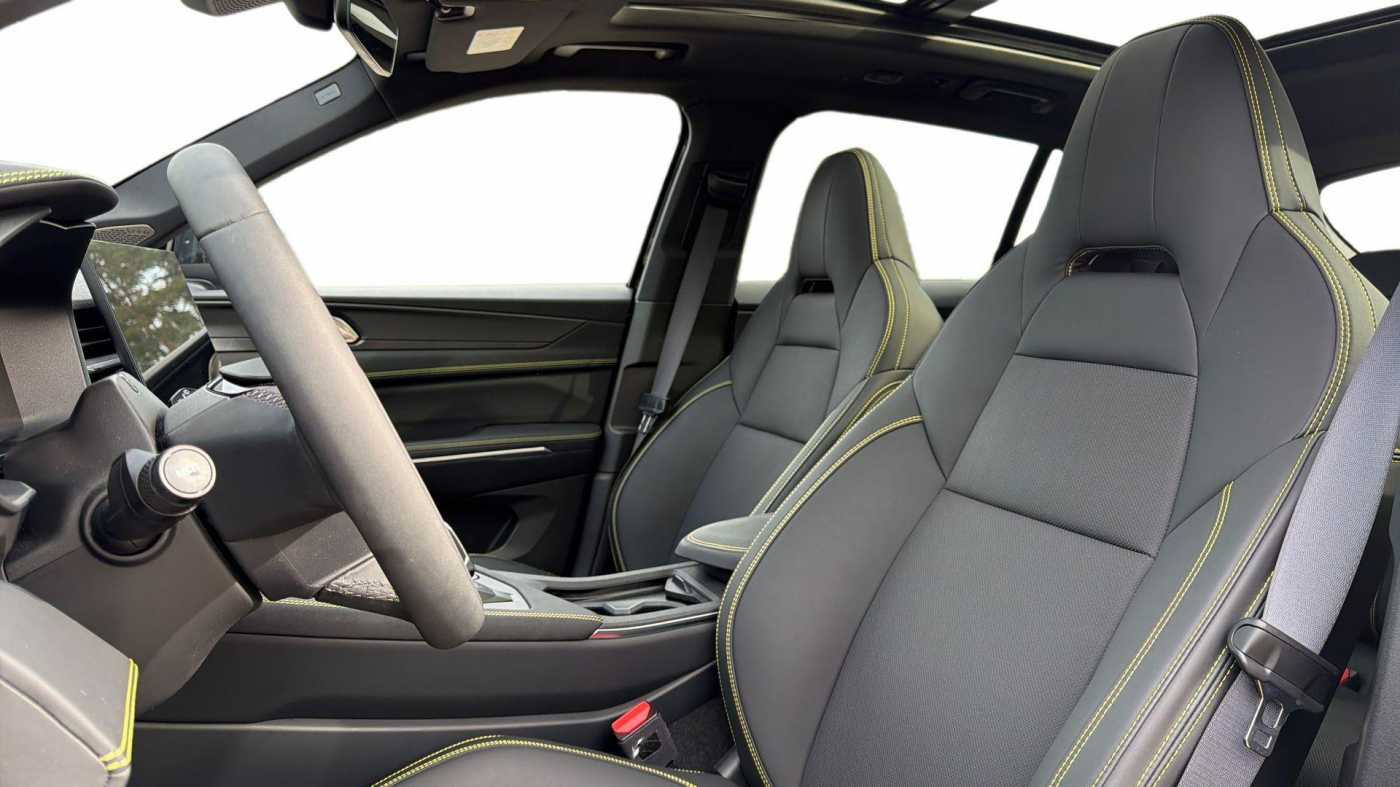 Lynk & Co 01 PHEV - 2025