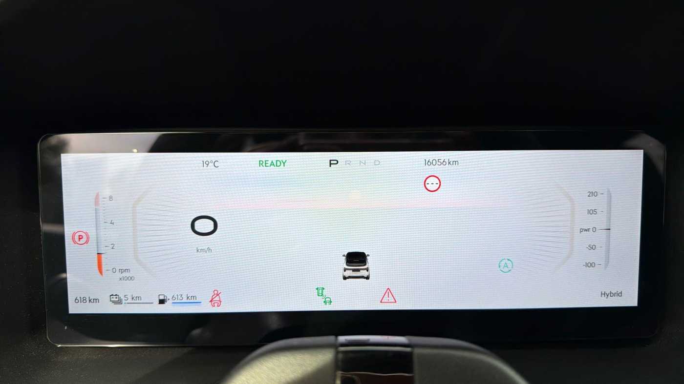 Lynk & Co 01 PHEV - 2025