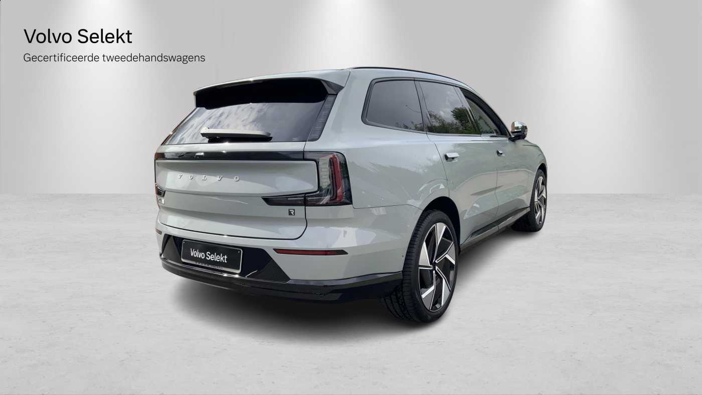 Volvo EX90