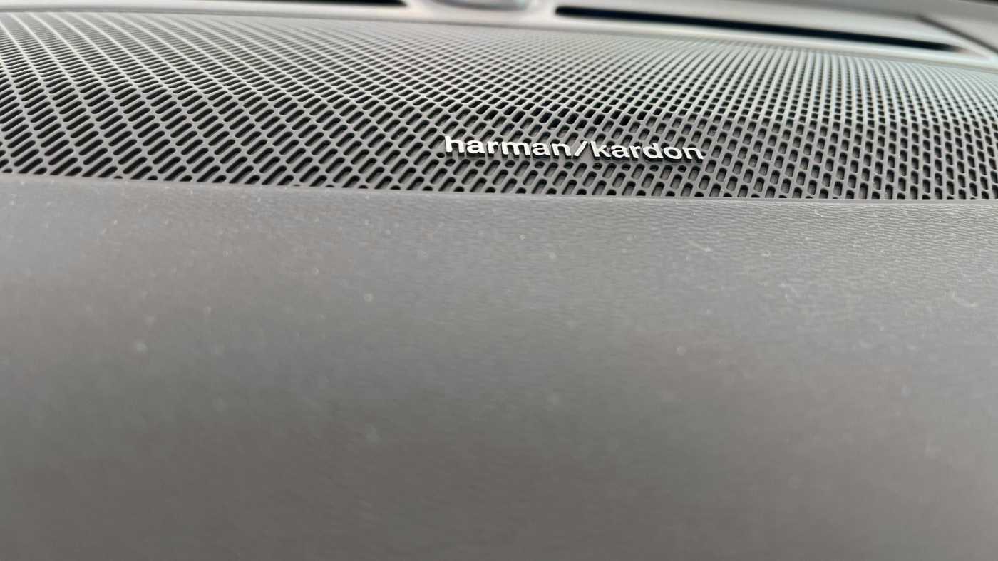 Volvo EX40