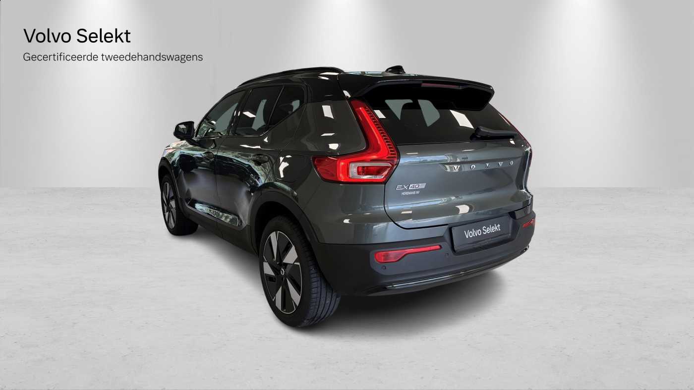 Volvo EX40